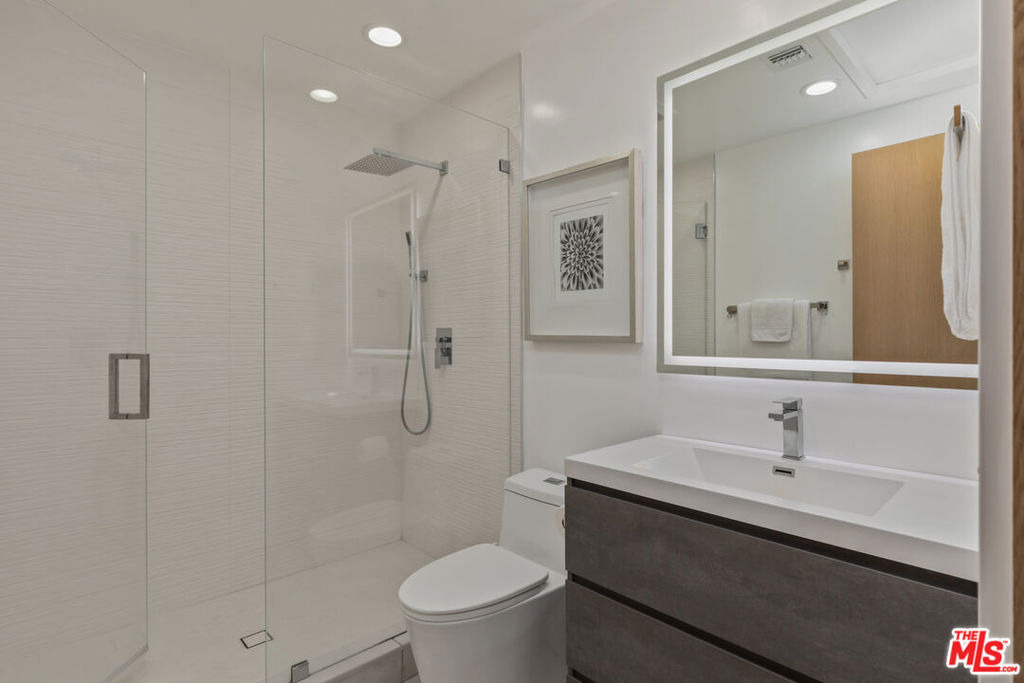 17045 Otsego Street - Photo 26