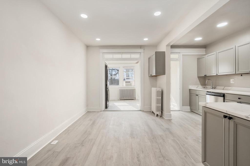 1805 Potomac Avenue Se - Photo 8