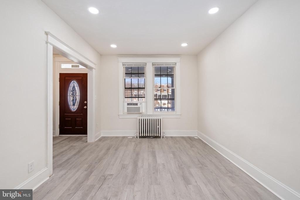 1805 Potomac Avenue Se - Photo 5
