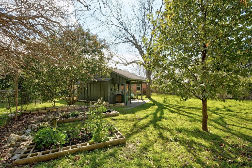 4620 Englewood Dr - Photo 26