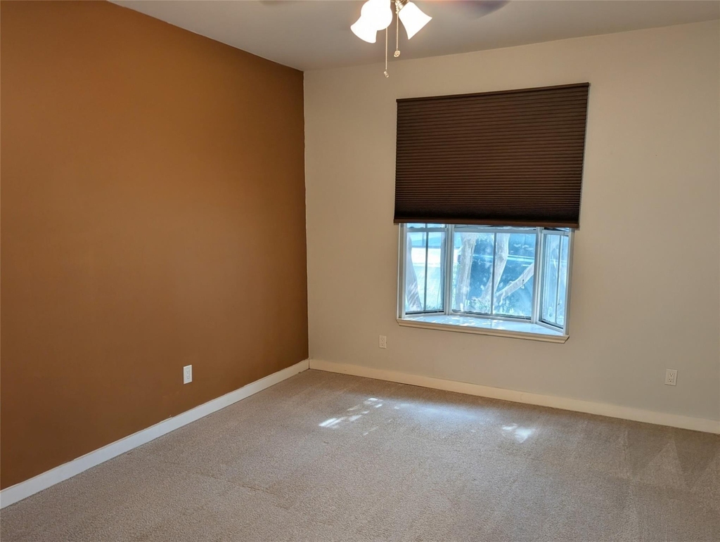 2529 Rio Grande St - Photo 8