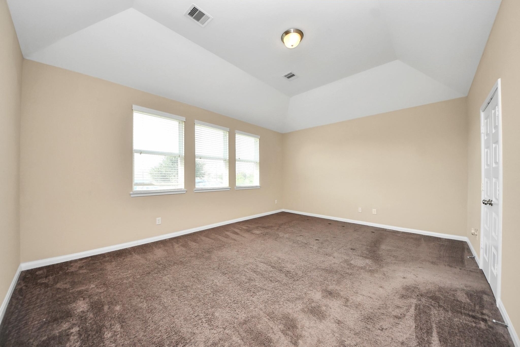 27419 Canyon Reach Drive - Photo 33