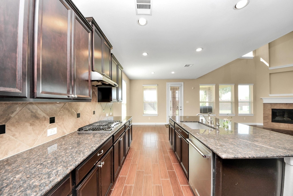 27419 Canyon Reach Drive - Photo 16
