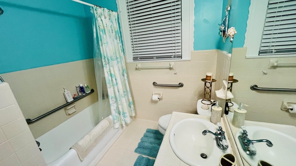4623 Avenue N 1/2 - Photo 31