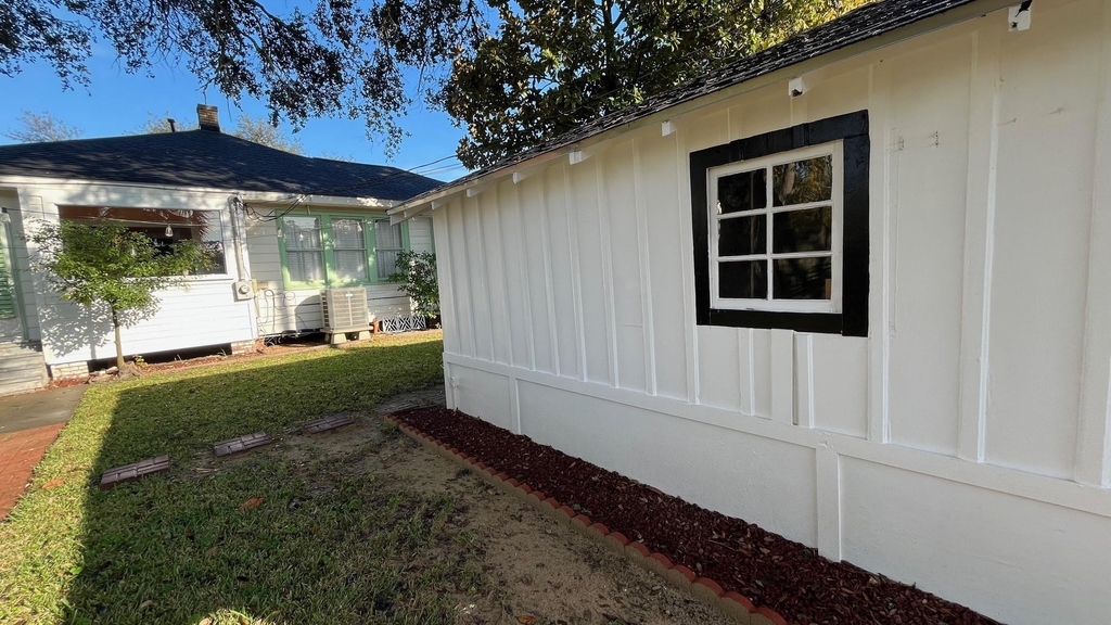 4623 Avenue N 1/2 - Photo 41