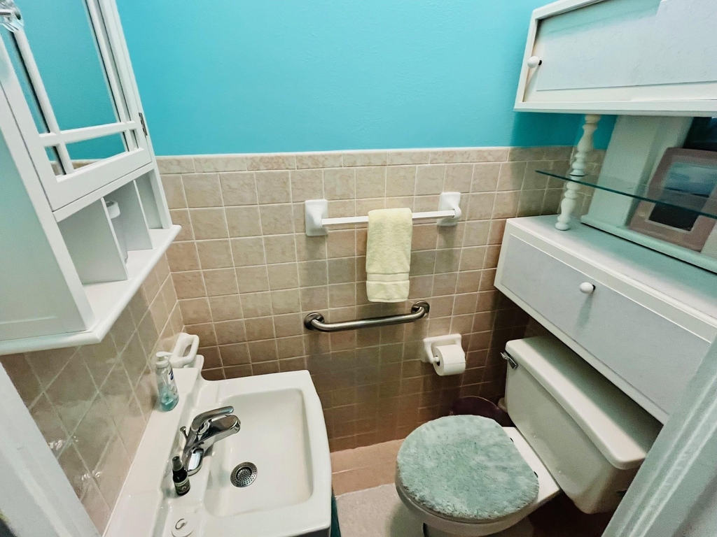 4623 Avenue N 1/2 - Photo 32