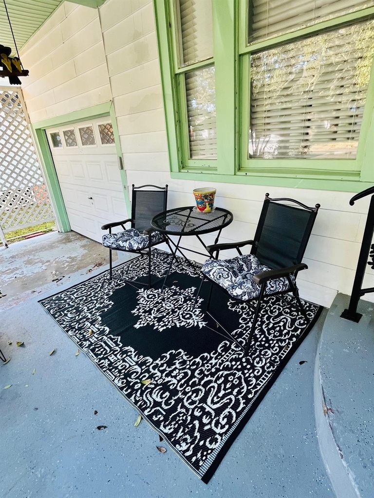 4623 Avenue N 1/2 - Photo 2