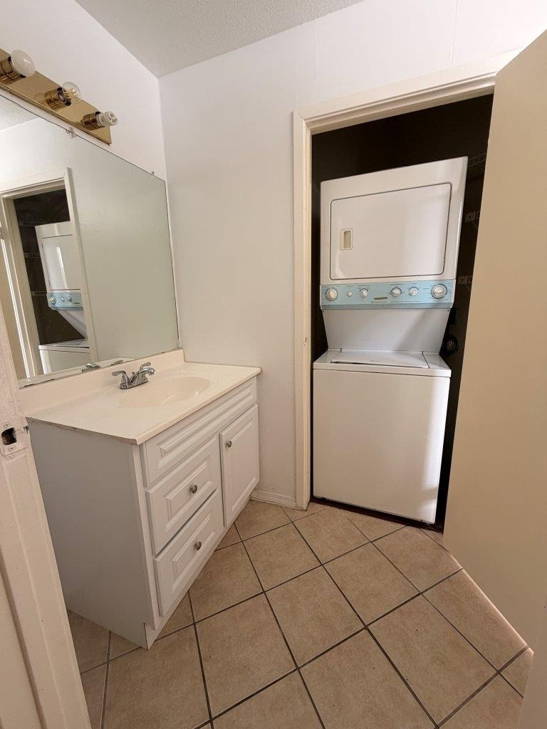 7901 Cambridge Street - Photo 8