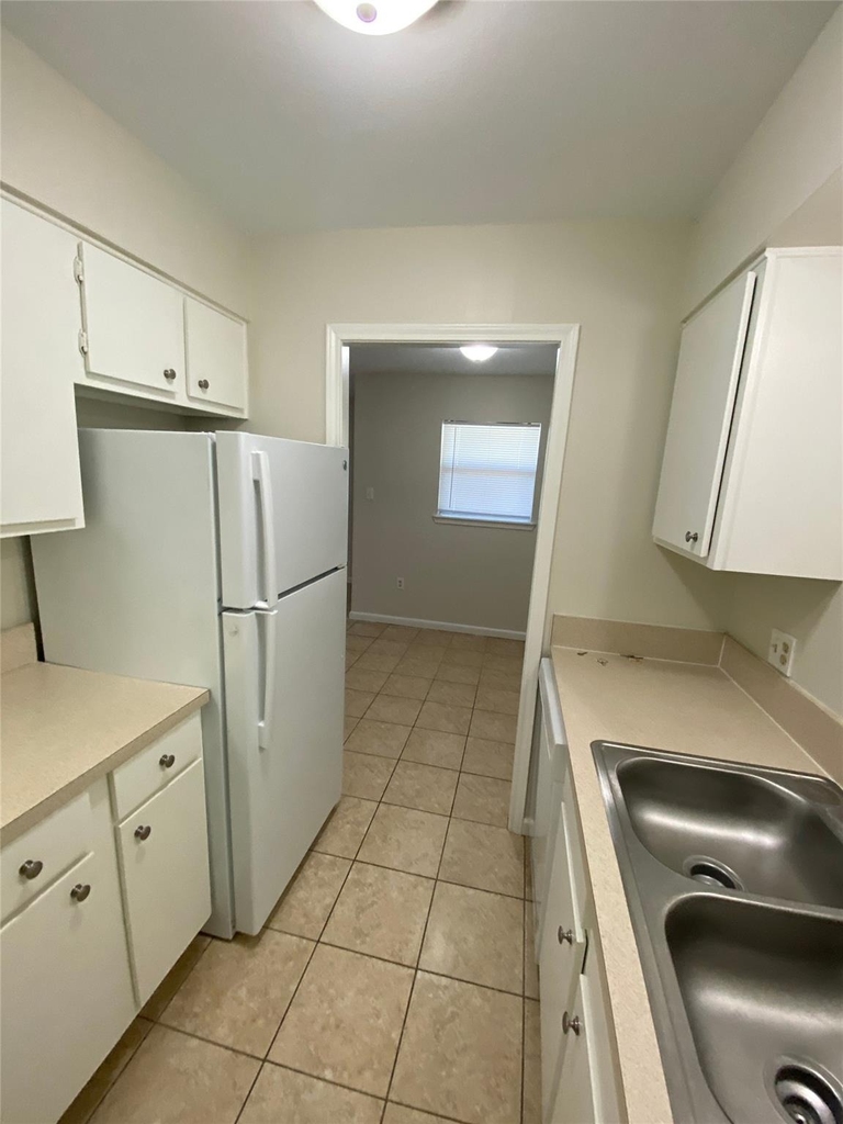 130 Oyster Creek Drive - Photo 4