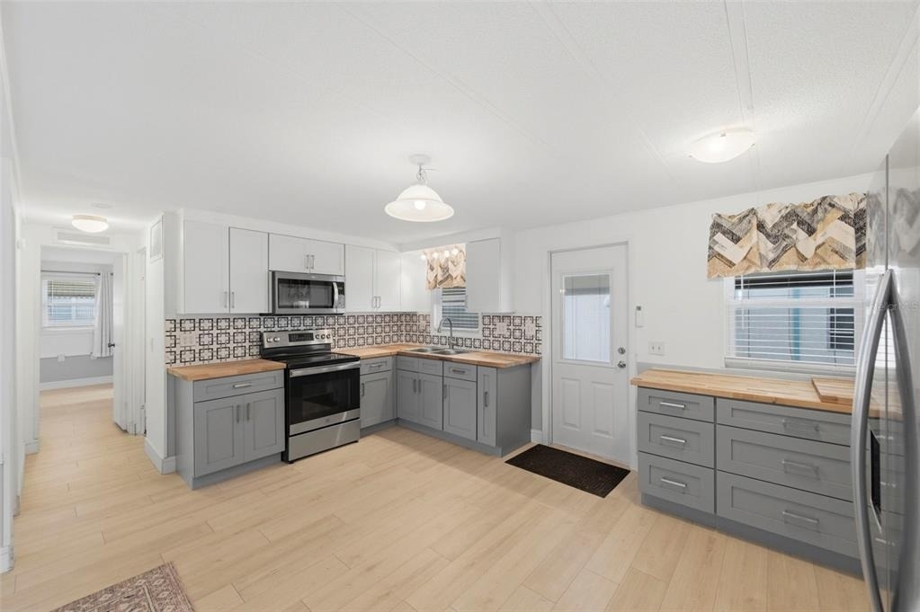 10810 Freedom Drive - Photo 4