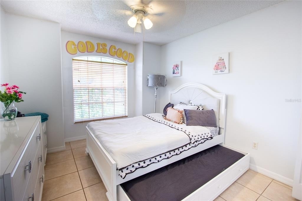 1832 Wimbledon Street - Photo 23