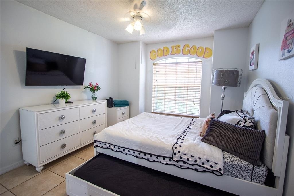 1832 Wimbledon Street - Photo 24