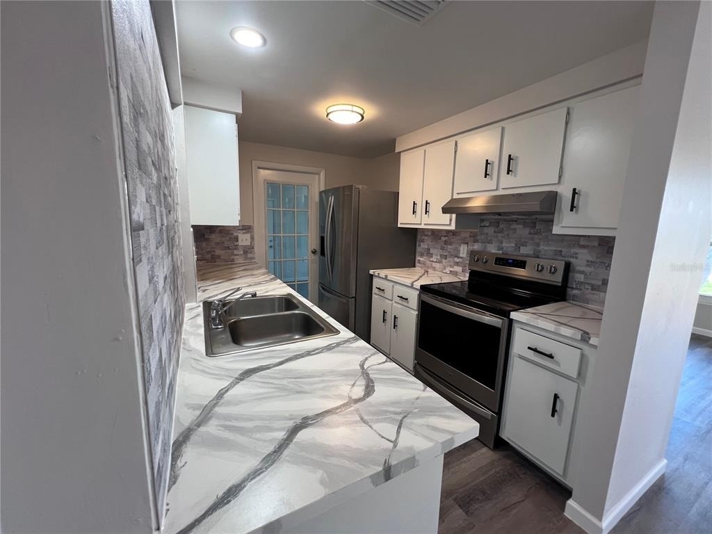 4123 Michel Tree Street - Photo 9
