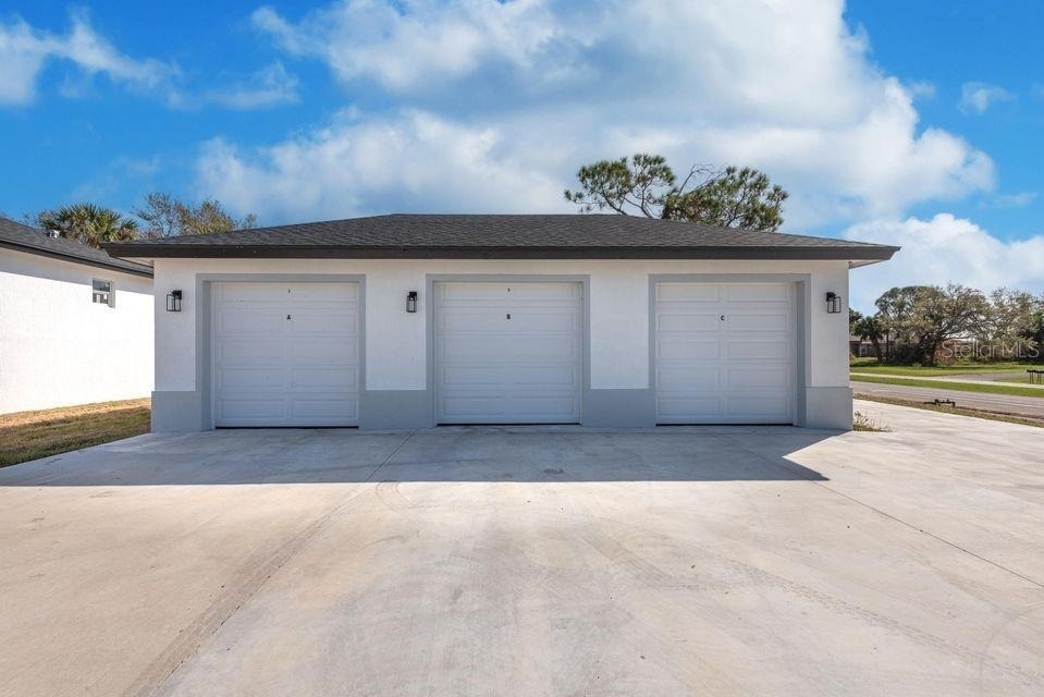 260 Rotonda Boulevard - Photo 11
