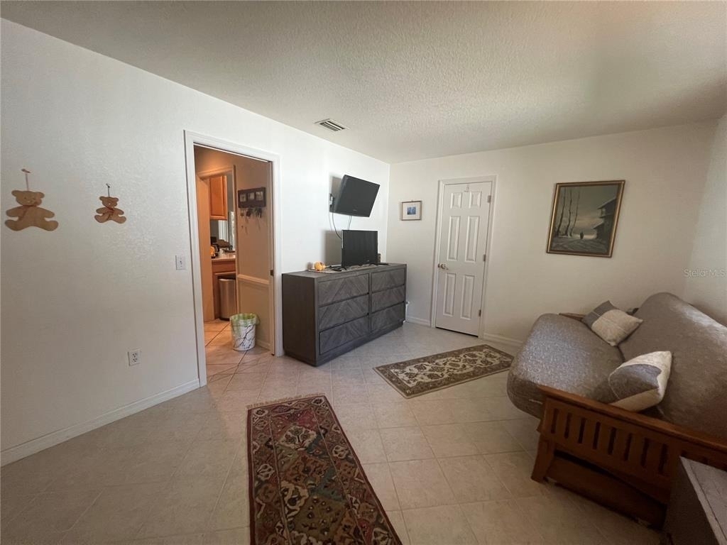 3177 Clifford Street - Photo 14