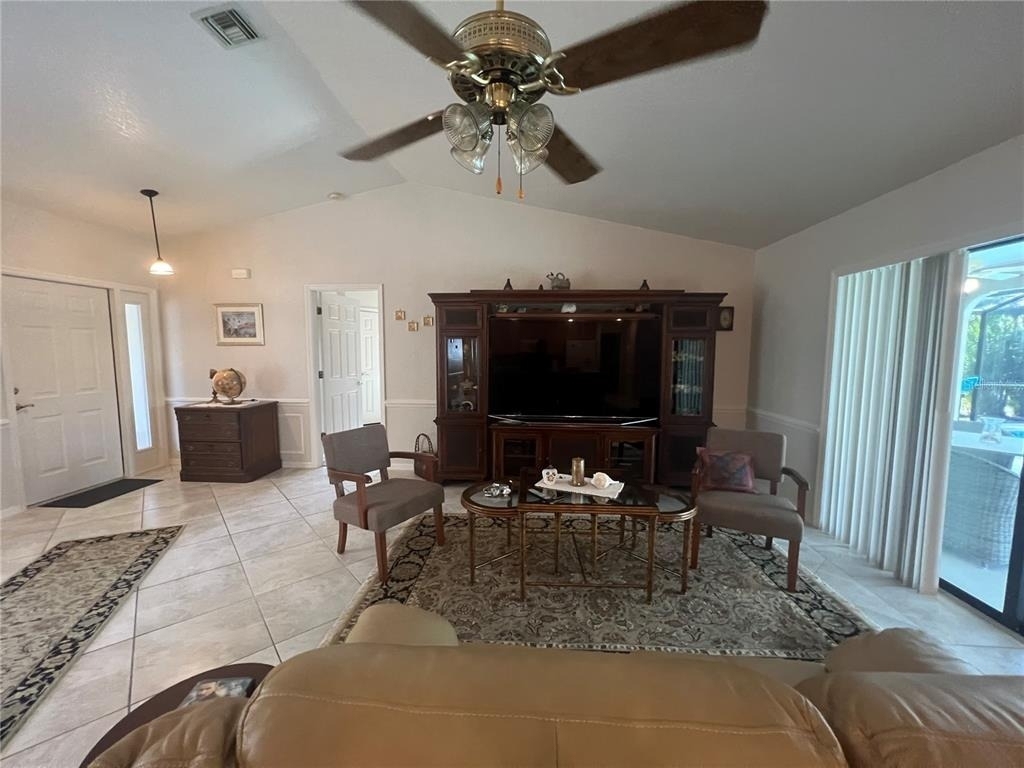 3177 Clifford Street - Photo 4