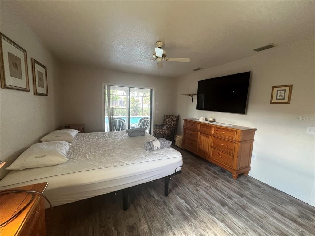 3177 Clifford Street - Photo 10