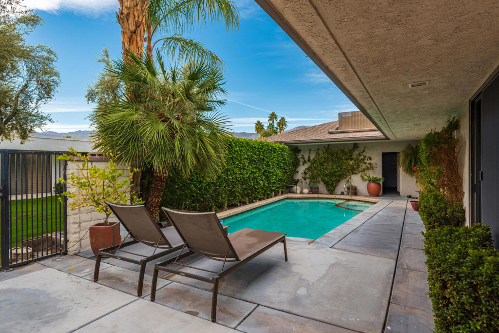 3 Cornell Drive - Photo 0