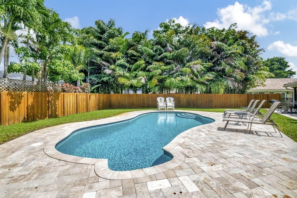 804 Foxpointe Circle - Photo 41