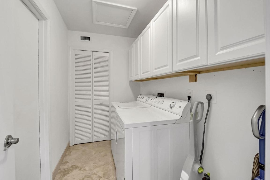 804 Foxpointe Circle - Photo 22
