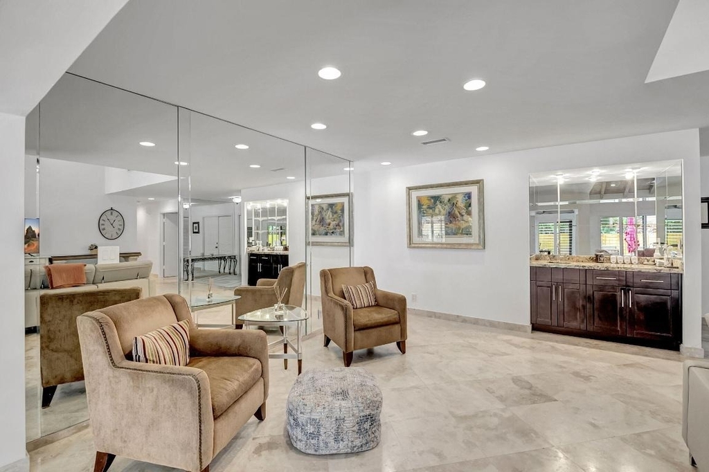 804 Foxpointe Circle - Photo 10