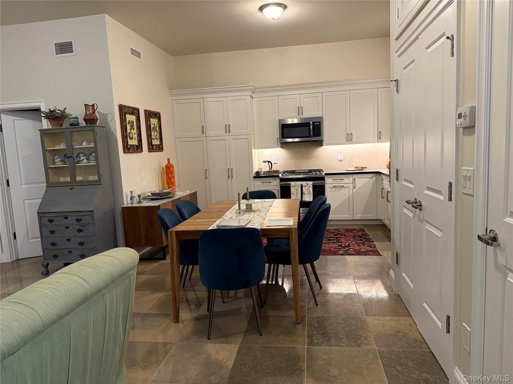 125 Main Street - Photo 1