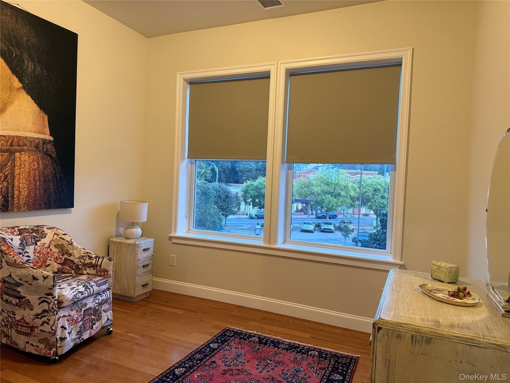 125 Main Street - Photo 2