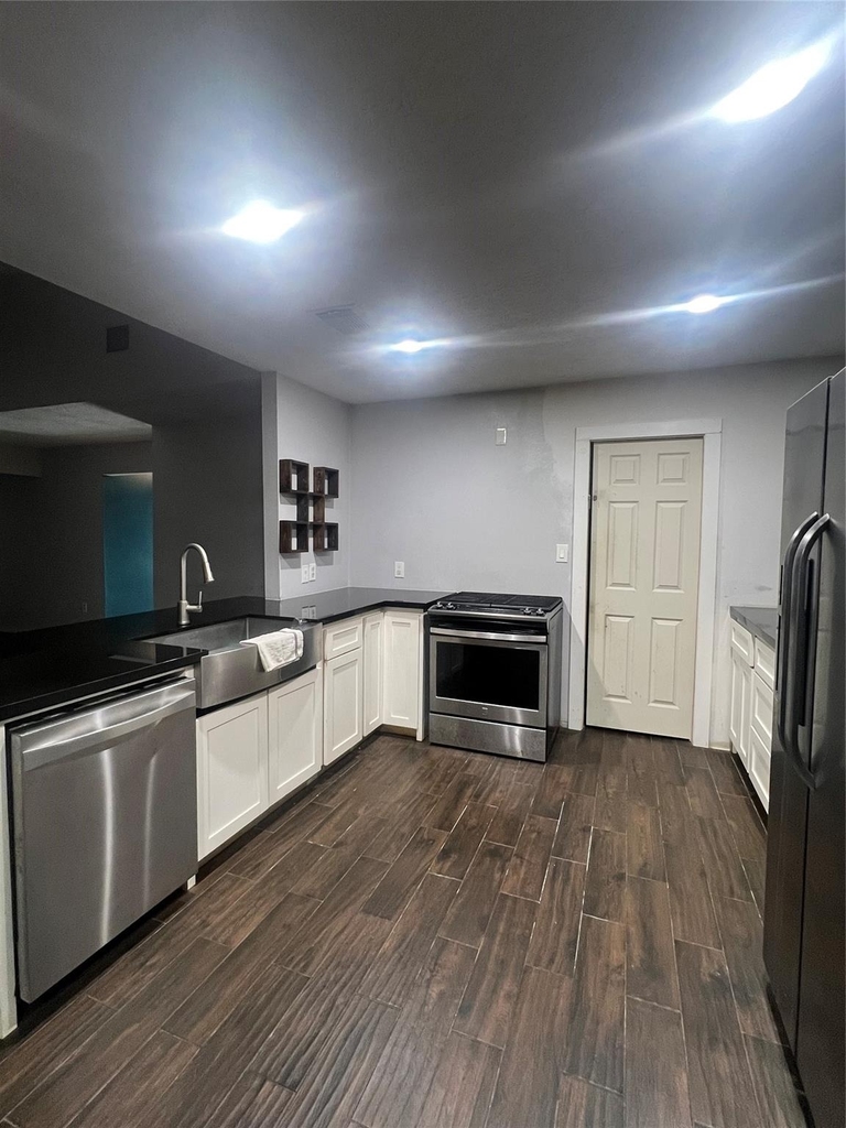 10515 Sagewind Drive - Photo 13
