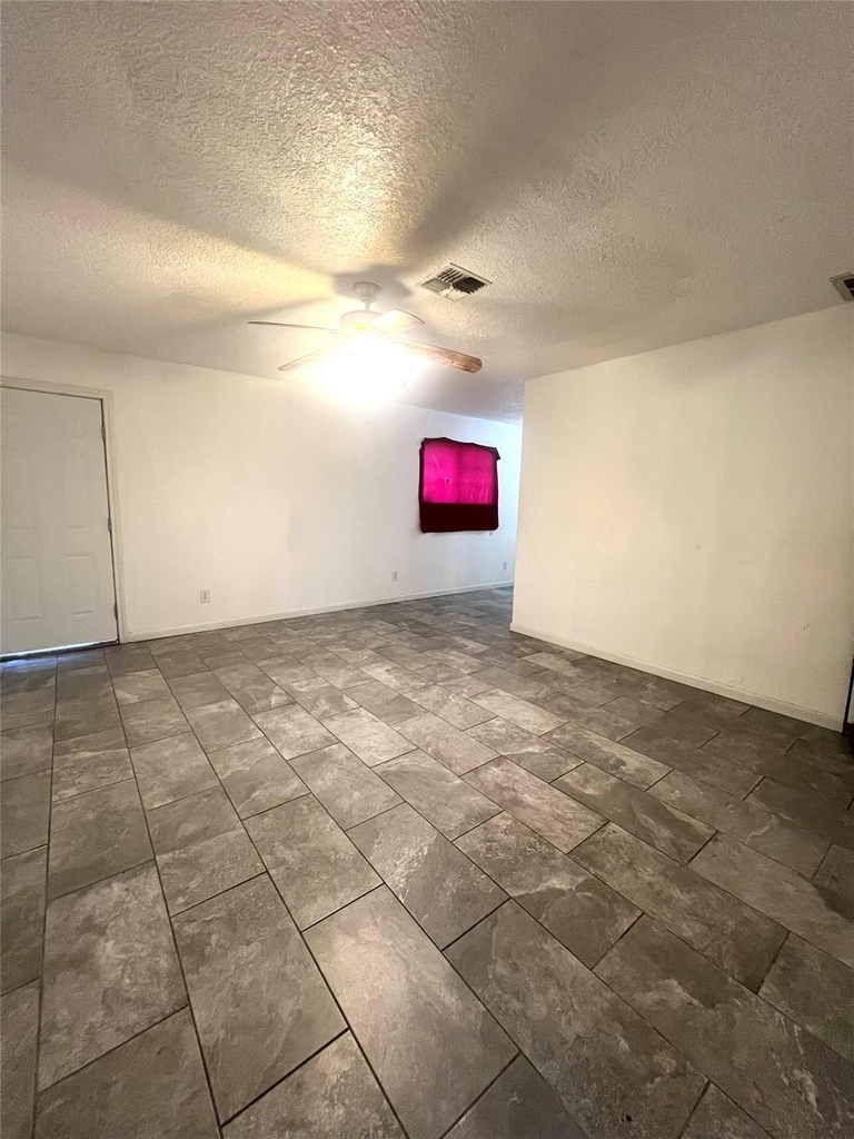 10515 Sagewind Drive - Photo 15