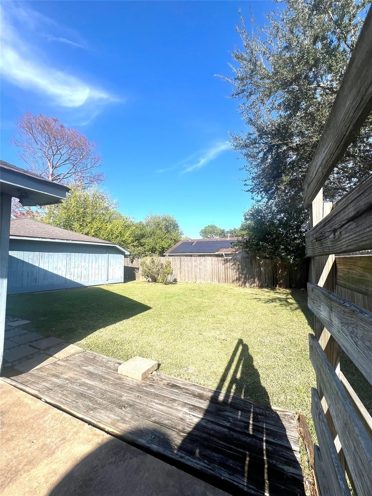 10515 Sagewind Drive - Photo 20