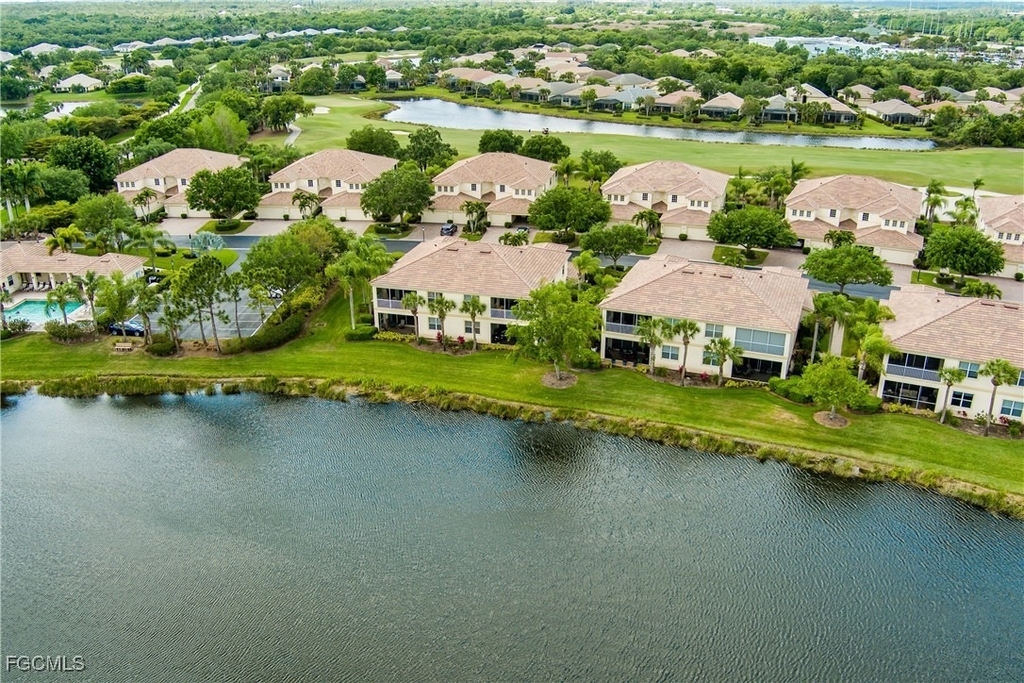 3120 Meandering Way - Photo 4