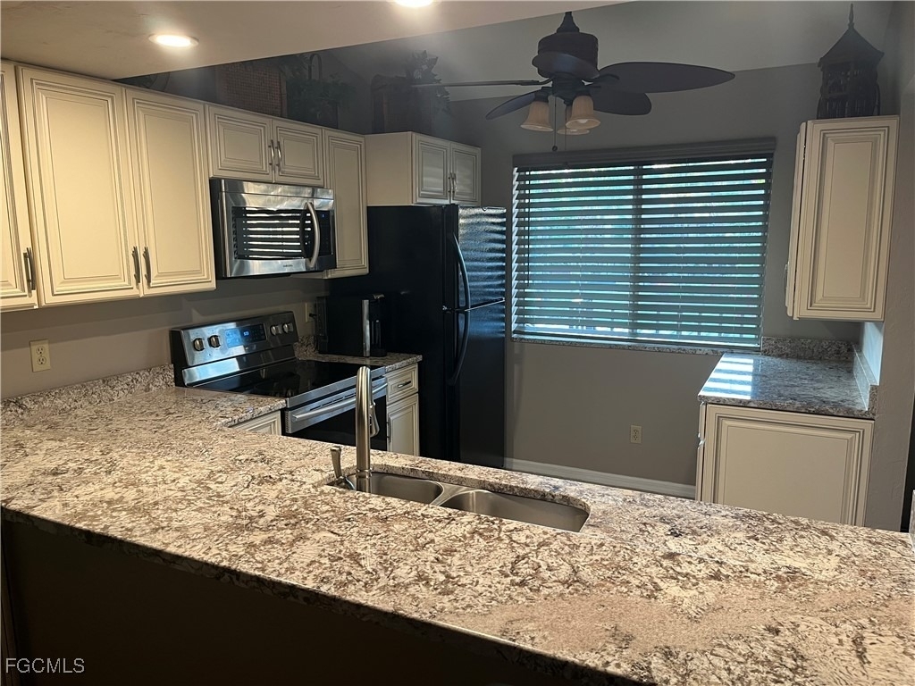 13094 Cross Creek Court - Photo 1