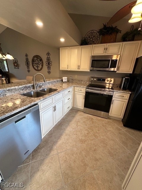 13094 Cross Creek Court - Photo 2