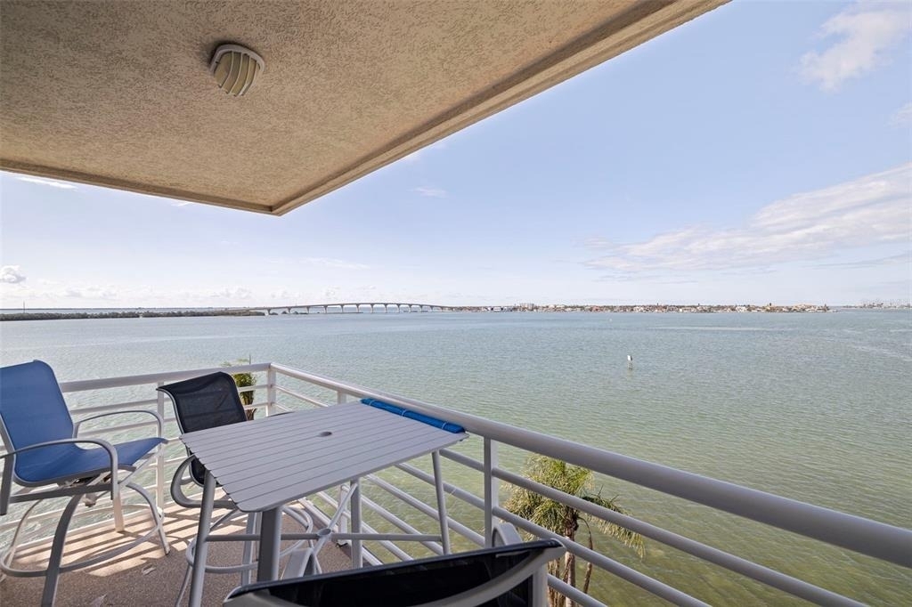 6105 Bahia Del Mar Circle - Photo 9