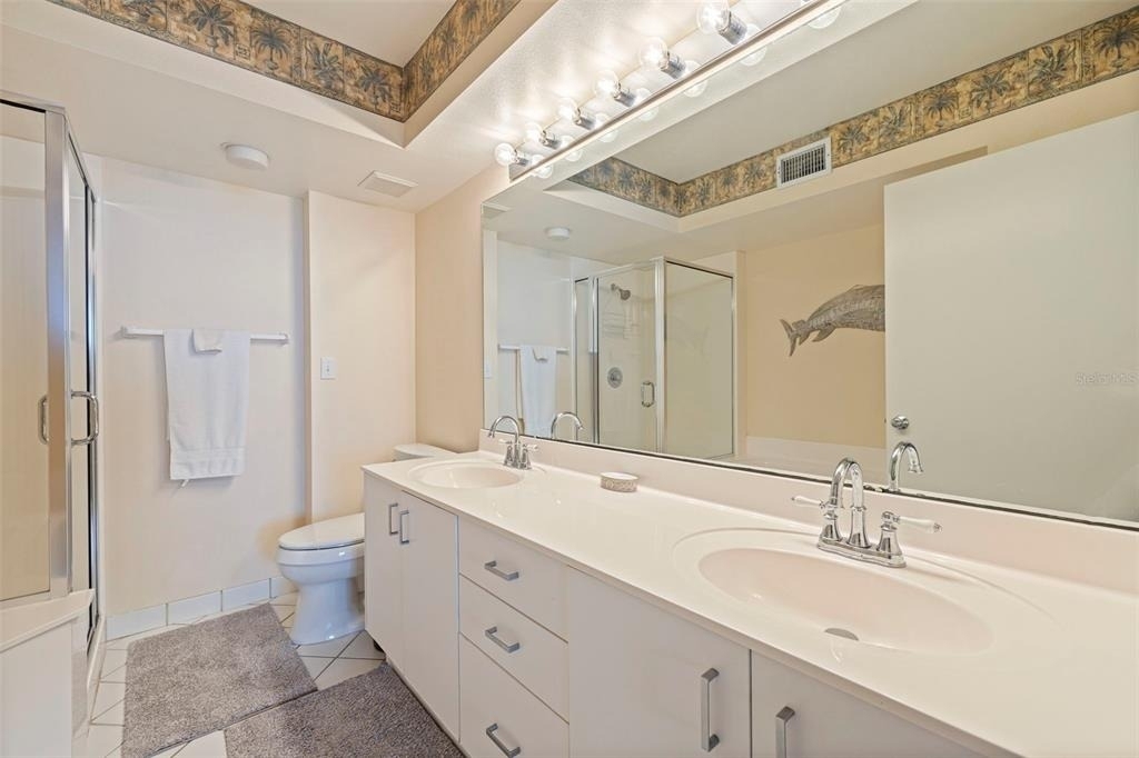 6105 Bahia Del Mar Circle - Photo 13