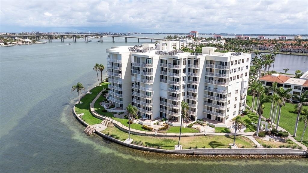 6105 Bahia Del Mar Circle - Photo 20