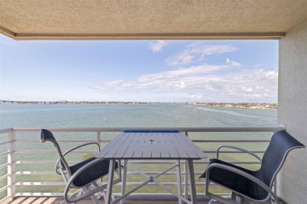 6105 Bahia Del Mar Circle - Photo 8