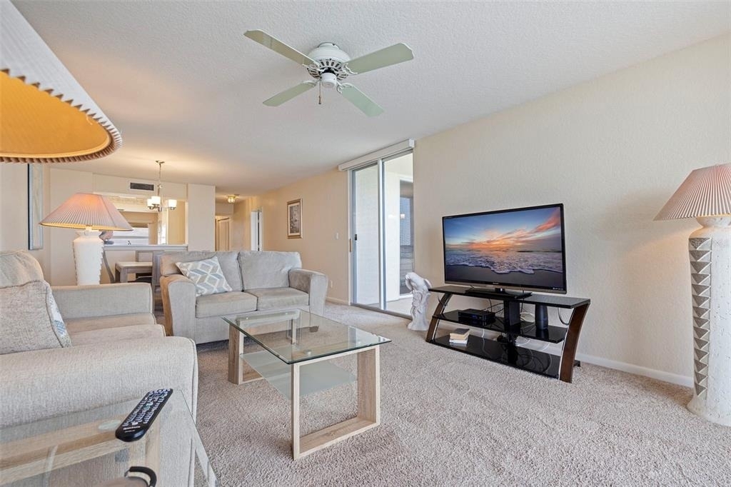 6105 Bahia Del Mar Circle - Photo 11