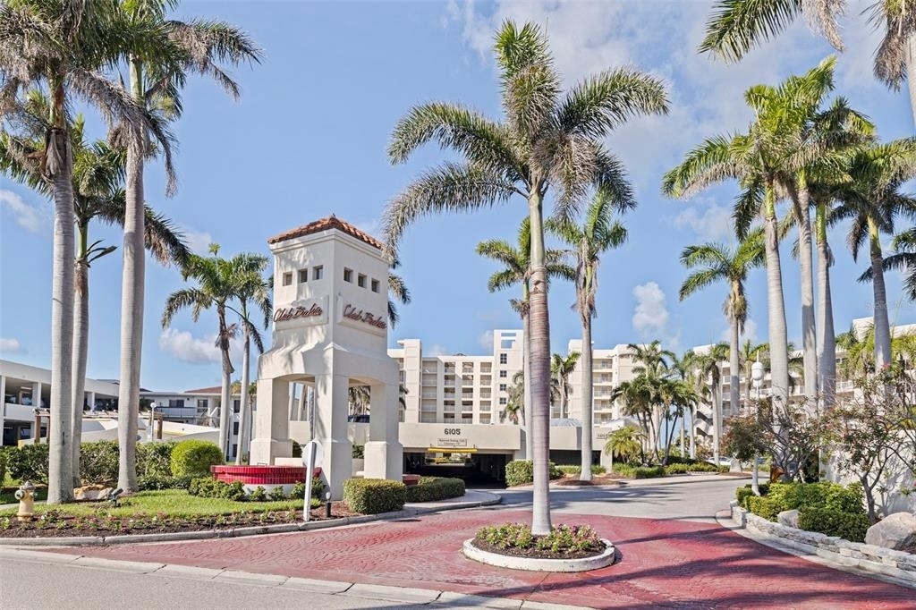 6105 Bahia Del Mar Circle - Photo 1