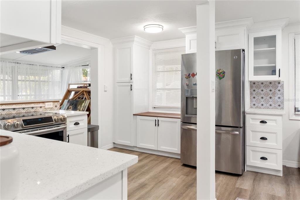 4105 Rockefeller Avenue - Photo 1
