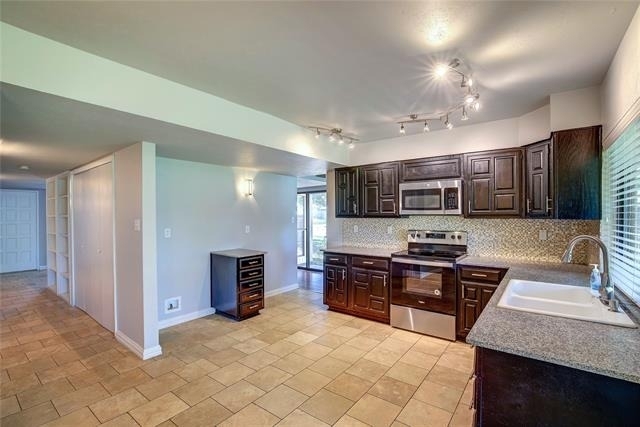4232 Sweetgum Way - Photo 1