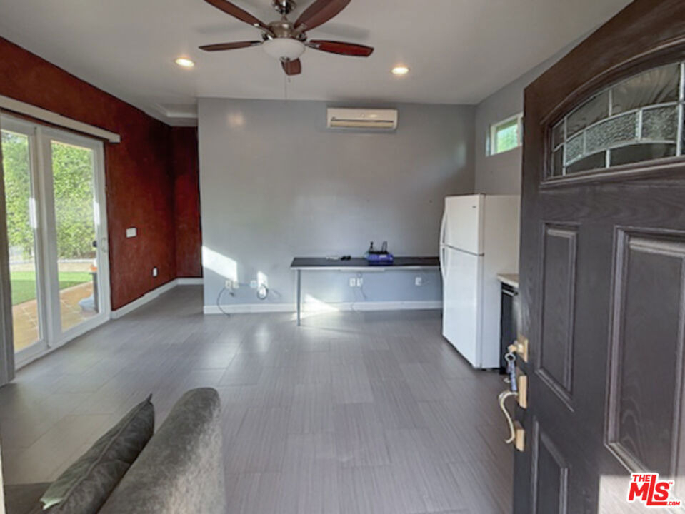 6231 Royer Avenue - Photo 5