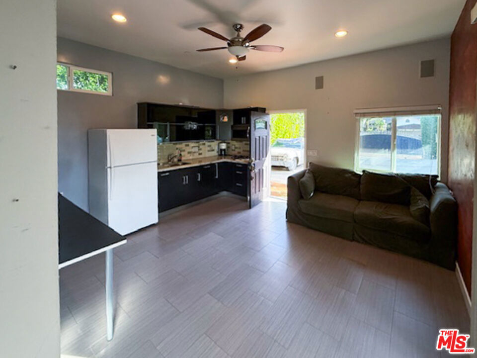 6231 Royer Avenue - Photo 10