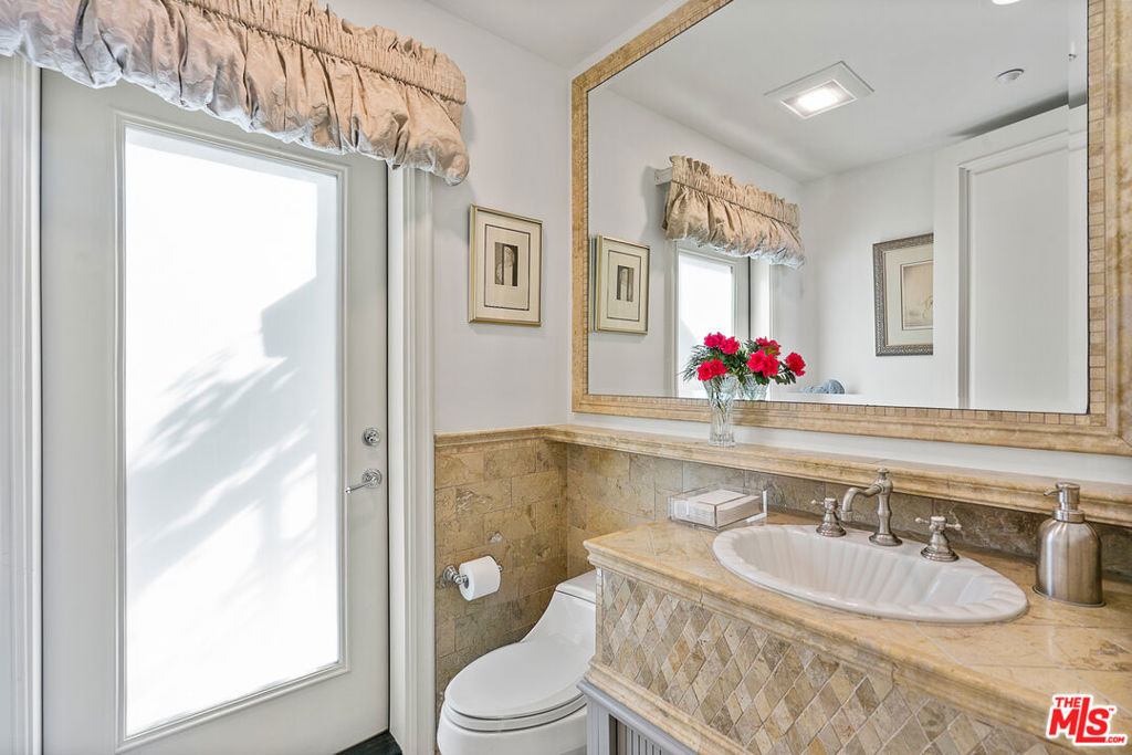 1861 Bel Air Road - Photo 19