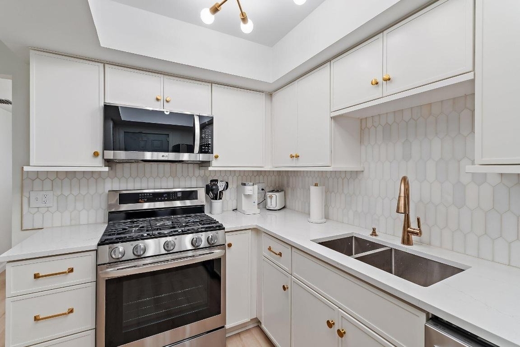 11830 Brier Patch Court - Photo 12