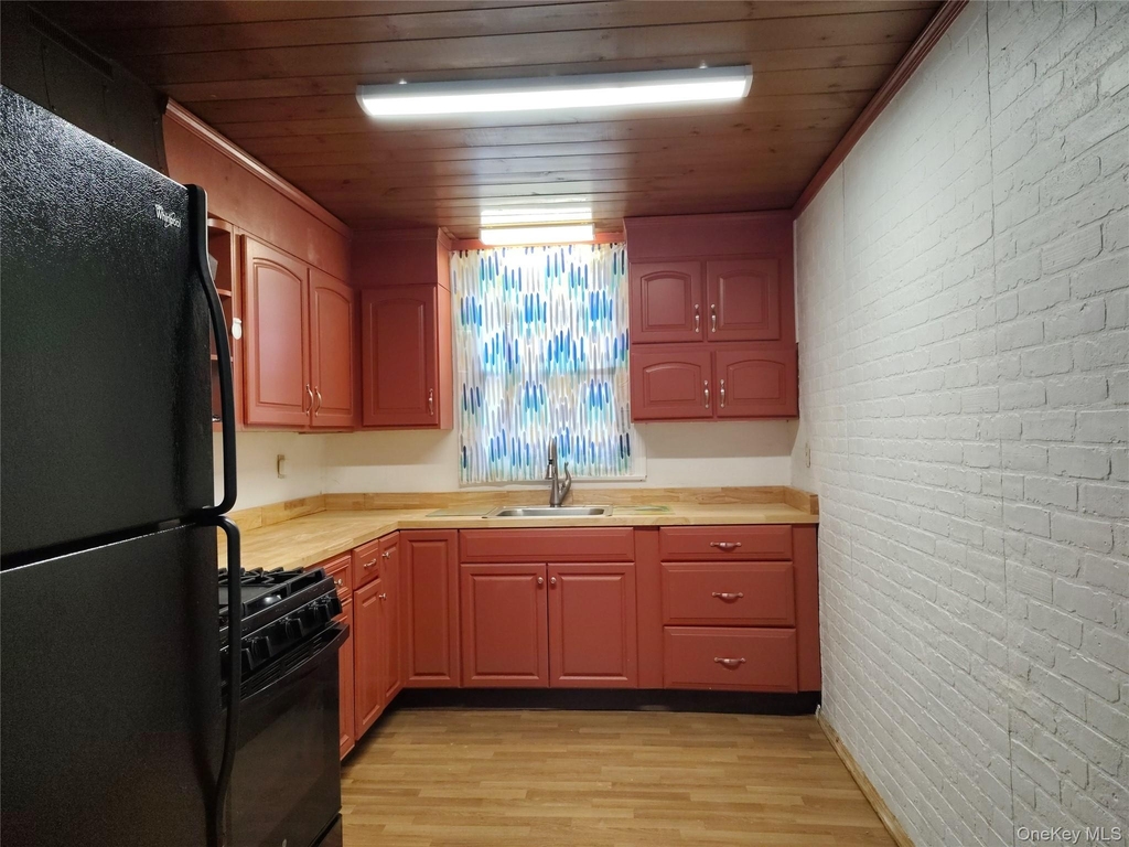 32 Vernon Terrace - Photo 3