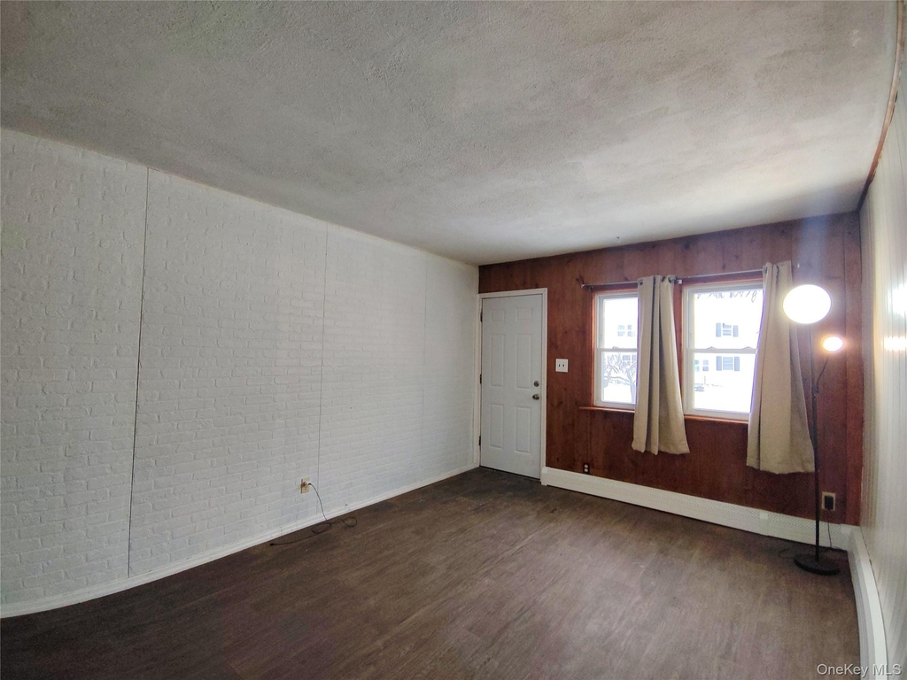 32 Vernon Terrace - Photo 1