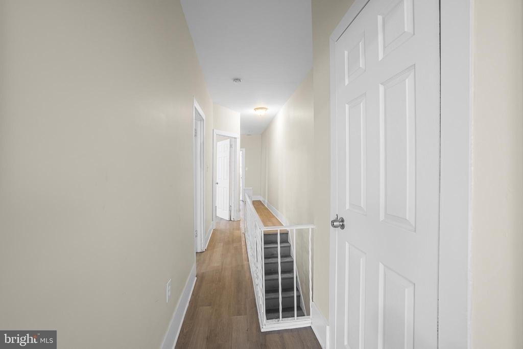 5723 Spruce St - Photo 1