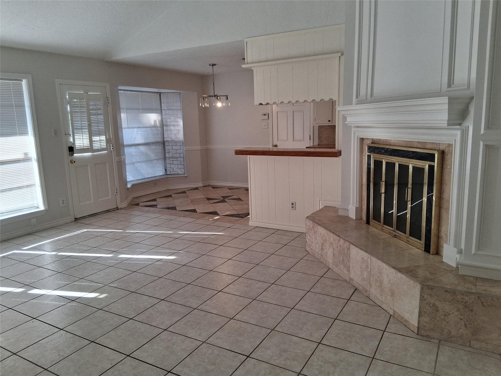 7515 Brush Wood Drive - Photo 4