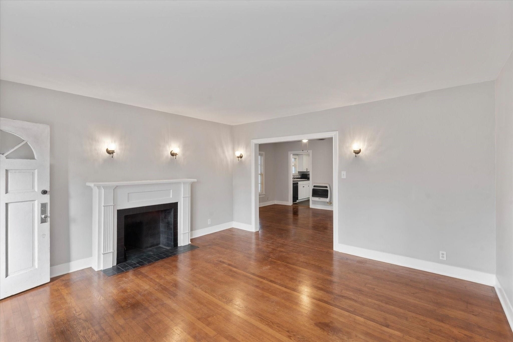 4337 Jefferson Street - Photo 2